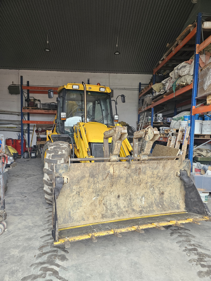 JCB 4CX - Backhoe loader: picture 3 JCB 4CX - Backhoe loader: picture 3