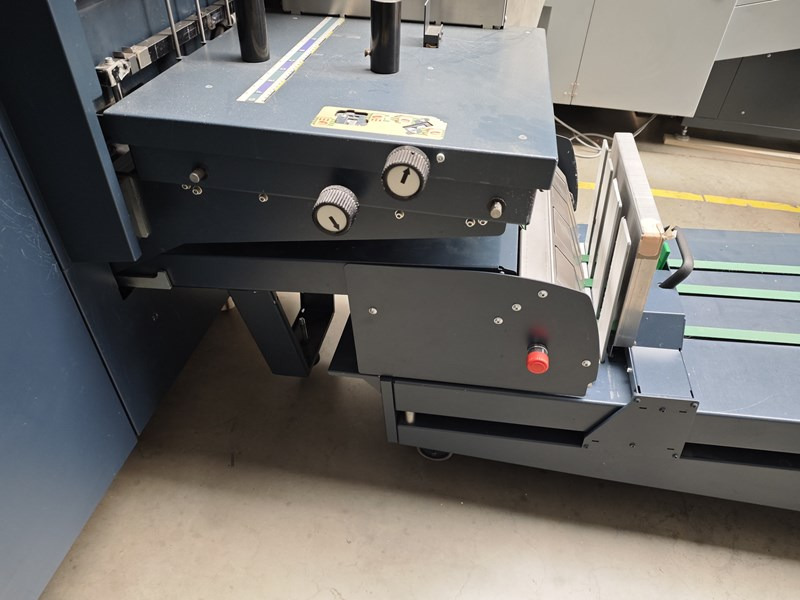 Bourg CP BB 3002 | 2.6Mio - Binding machine: picture 2 Bourg CP BB 3002 | 2.6Mio - Binding machine: picture 2