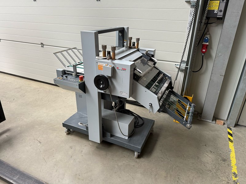 Horizon PST-40 - Folding machine: picture 3 Horizon PST-40 - Folding machine: picture 3