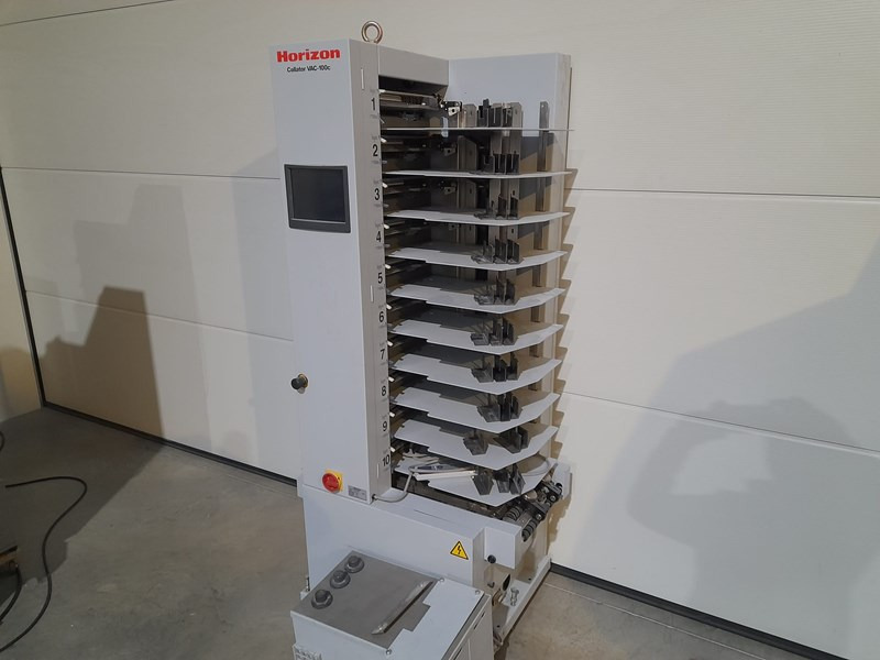 Horizon VAC-100 c | collator | 10 stations | 2007 | 71.000 | 2007 - Printing machinery: picture 4 Horizon VAC-100 c | collator | 10 stations | 2007 | 71.000 | 2007 - Printing machinery: picture 4
