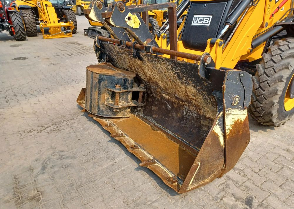 Leasing of  JCB 3CX Plus AEC JCB 3CX Plus AEC: picture 9