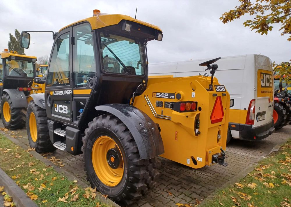 JCB 542-70 Agri Super - Telescopic handler: picture 3 JCB 542-70 Agri Super - Telescopic handler: picture 3