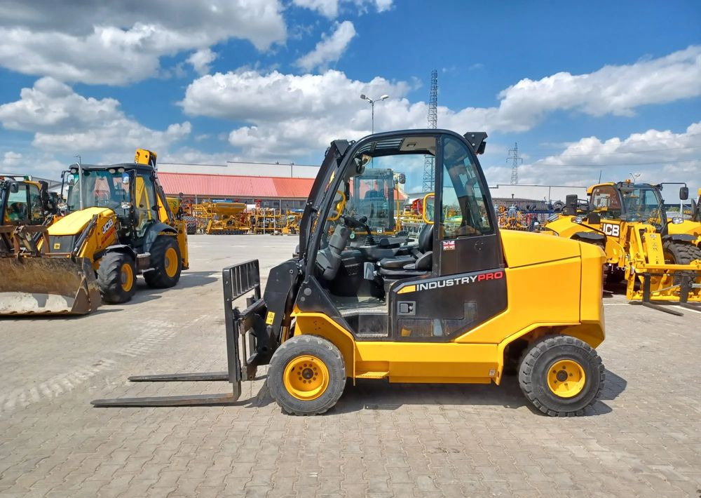 JCB TLT 35-26D - Diesel forklift, Telescopic handler: picture 3 JCB TLT 35-26D - Diesel forklift, Telescopic handler: picture 3