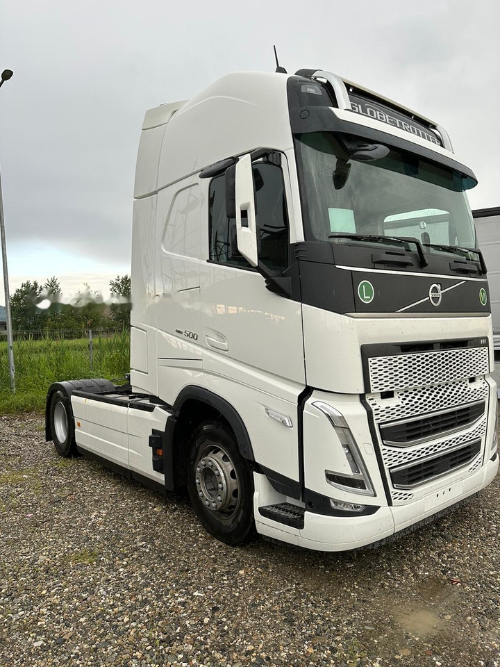 Interior photo 1: Leasing of VOLVO FH 500 4x2 VOLVO FH 500 4x2