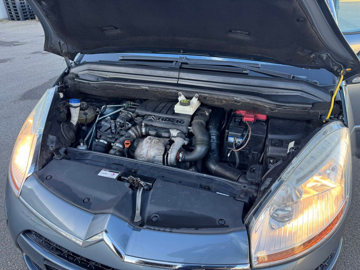 People carrier Citroën C4 Picasso DIESEL HDI 1,6 EURO 4 !!!!!!!!!!!!!!!: picture 26