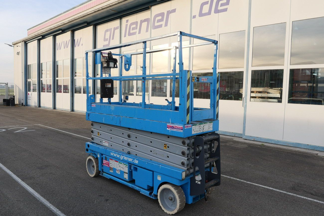 Truck mounted aerial platform Genie SCHERENHEBEBÜHNE GENIE GS 2632 nur 542 H: picture 7 Truck mounted aerial platform Genie SCHERENHEBEBÜHNE GENIE GS 2632 nur 542 H: picture 7