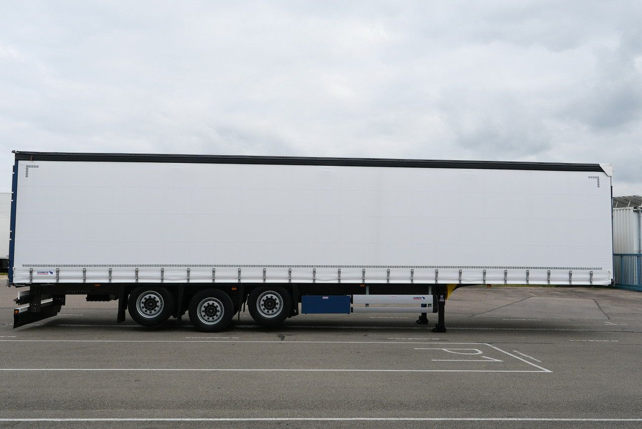Schmitz Cargobull SCS 24 /12642 XL / RUNGENTASCHEN / 2 x LIFT/ROOF - Curtainsider semi-trailer: picture 5 Schmitz Cargobull SCS 24 /12642 XL / RUNGENTASCHEN / 2 x LIFT/ROOF - Curtainsider semi-trailer: picture 5