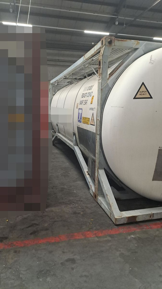 31.000 Liter V4A ADR bis 6/2026 mehrmals vorha - Tank container: picture 1 31.000 Liter V4A ADR bis 6/2026 mehrmals vorha - Tank container: picture 1
