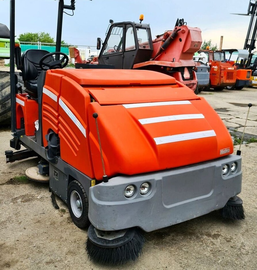 Hako HAKOMA 1800 - Industrial sweeper: picture 1 Hako HAKOMA 1800 - Industrial sweeper: picture 1