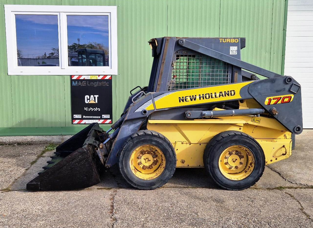 NEW HOLLAND S170 - Skid steer loader: picture 2 NEW HOLLAND S170 - Skid steer loader: picture 2