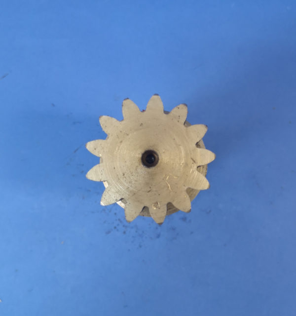 010090A Schwenkmotorwelle Schaeff HR 12, Schaeff 14, Terex TC 16, Terex TC 20, O & K RH1.17, Zeppelin ZRH 12. - Swing motor for Construction machinery: picture 4 010090A Schwenkmotorwelle Schaeff HR 12, Schaeff 14, Terex TC 16, Terex TC 20, O & K RH1.17, Zeppelin ZRH 12. - Swing motor for Construction machinery: picture 4