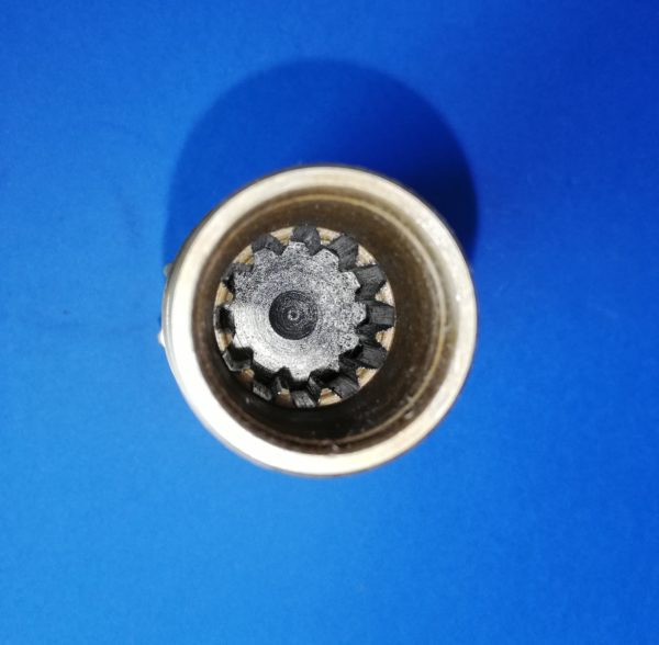 010360A Wałek silnika obrotu Komatsu PC20 R8 - Swing motor for Construction machinery: picture 4 010360A Wałek silnika obrotu Komatsu PC20 R8 - Swing motor for Construction machinery: picture 4