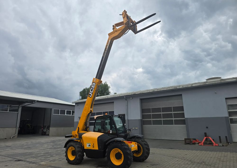 JCB 531-70 - Telescopic handler: picture 3 JCB 531-70 - Telescopic handler: picture 3