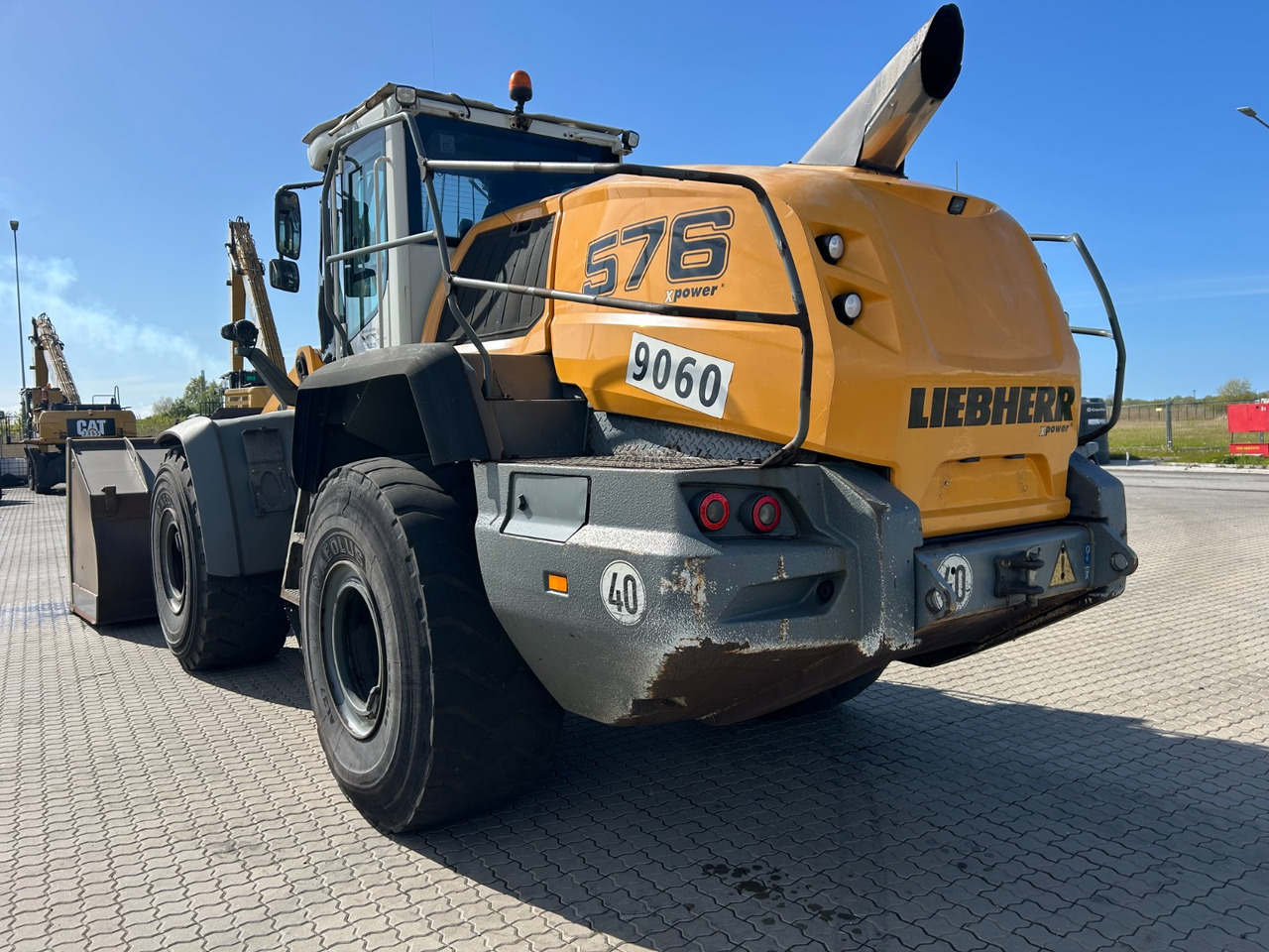 LIEBHERR L576 - Wheel loader: picture 3 LIEBHERR L576 - Wheel loader: picture 3