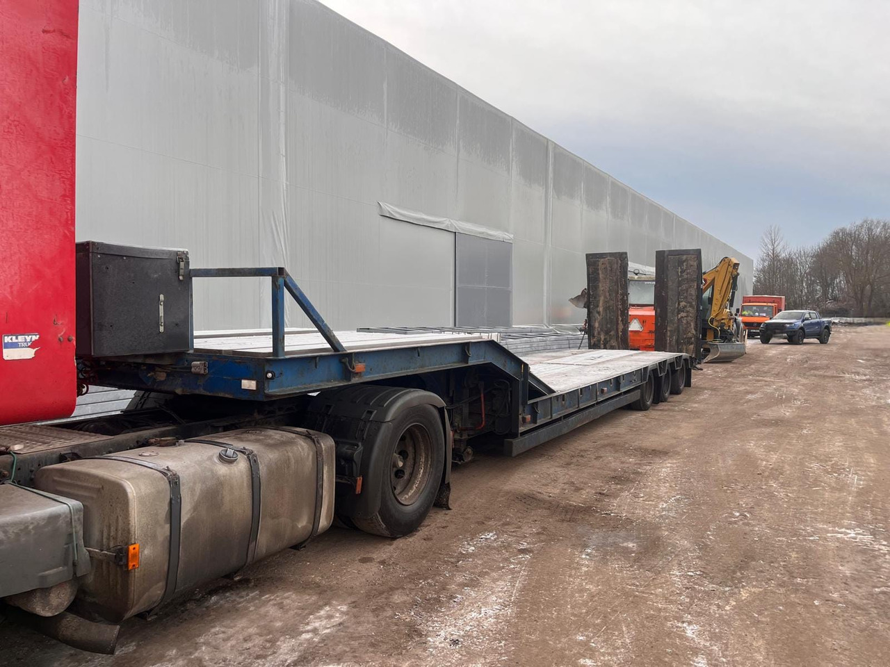 SCANIA R124 - Car transporter truck: picture 2 SCANIA R124 - Car transporter truck: picture 2