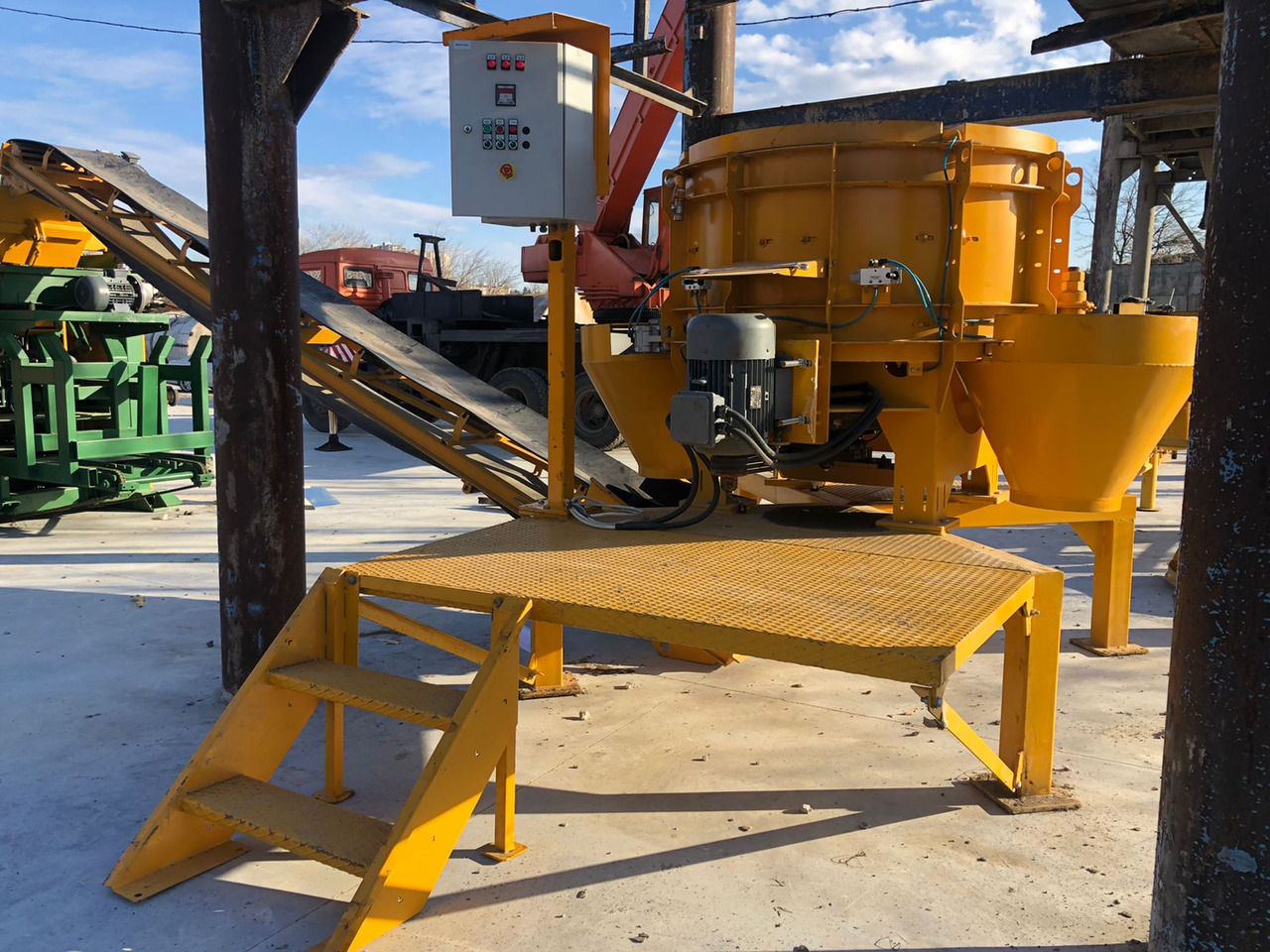 Economic Hollow Block Machine - Block making machine: picture 4 Economic Hollow Block Machine - Block making machine: picture 4