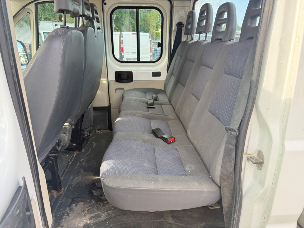 Open body delivery van, Crew cab van Citroën Jumper Pritsche  HDi 130 FAP: picture 13