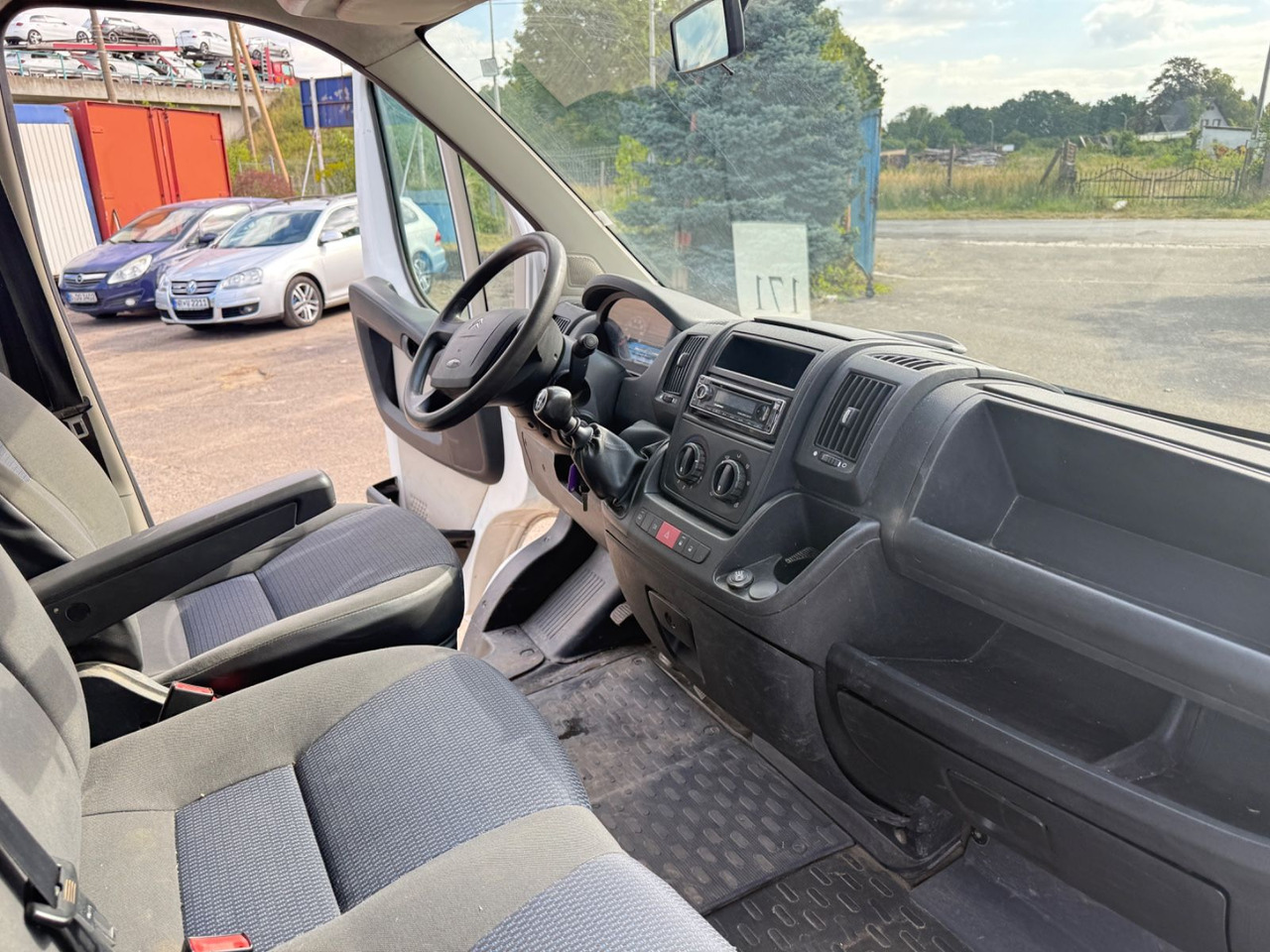 Open body delivery van, Crew cab van Citroën Jumper Pritsche  HDi 130 FAP: picture 11