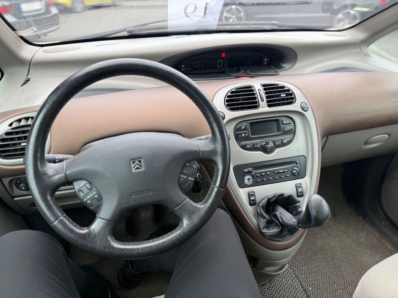 Saloon car Citroën Xsara Picasso 1.8 16V Exclusive: picture 9