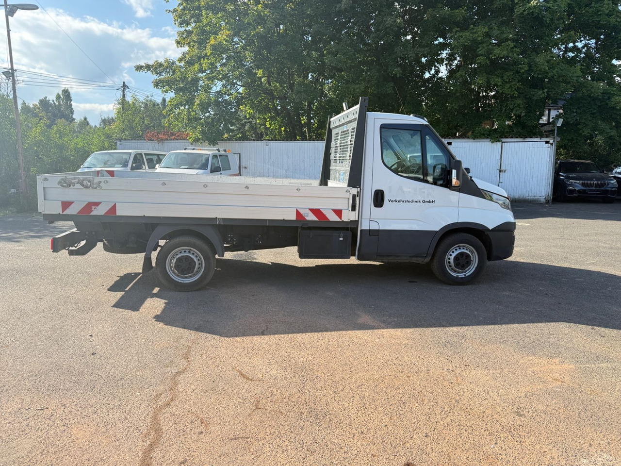 Iveco Daily 35 S 12 - Open body delivery van: picture 5 Iveco Daily 35 S 12 - Open body delivery van: picture 5