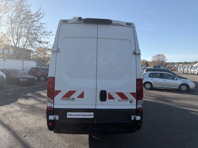 Iveco Daily Kasten 35 S . - Panel van, Crew cab van: picture 4 Iveco Daily Kasten 35 S . - Panel van, Crew cab van: picture 4