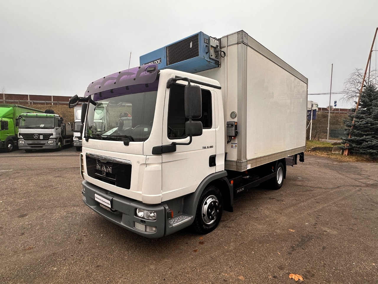 MAN TGL 8.180 Kühlkoffer Lbw - Refrigerated truck: picture 3 MAN TGL 8.180 Kühlkoffer Lbw - Refrigerated truck: picture 3