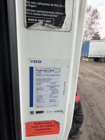 Curtain side truck MAN TGX 26.460 FG   6x2 Motorschaden: picture 15