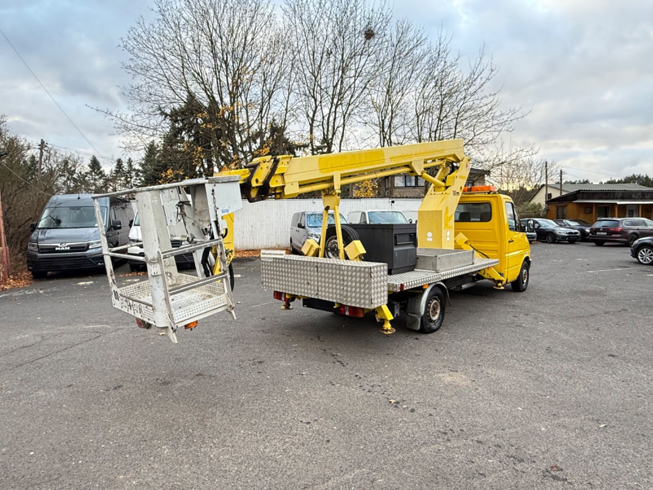 Mercedes-Benz 308 D Hebebühne - Truck mounted aerial platform: picture 5 Mercedes-Benz 308 D Hebebühne - Truck mounted aerial platform: picture 5