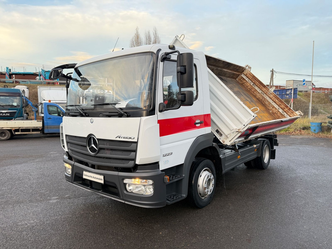 Mercedes-Benz Atego 1223 Kipper 65 km - Tipper: picture 2 Mercedes-Benz Atego 1223 Kipper 65 km - Tipper: picture 2