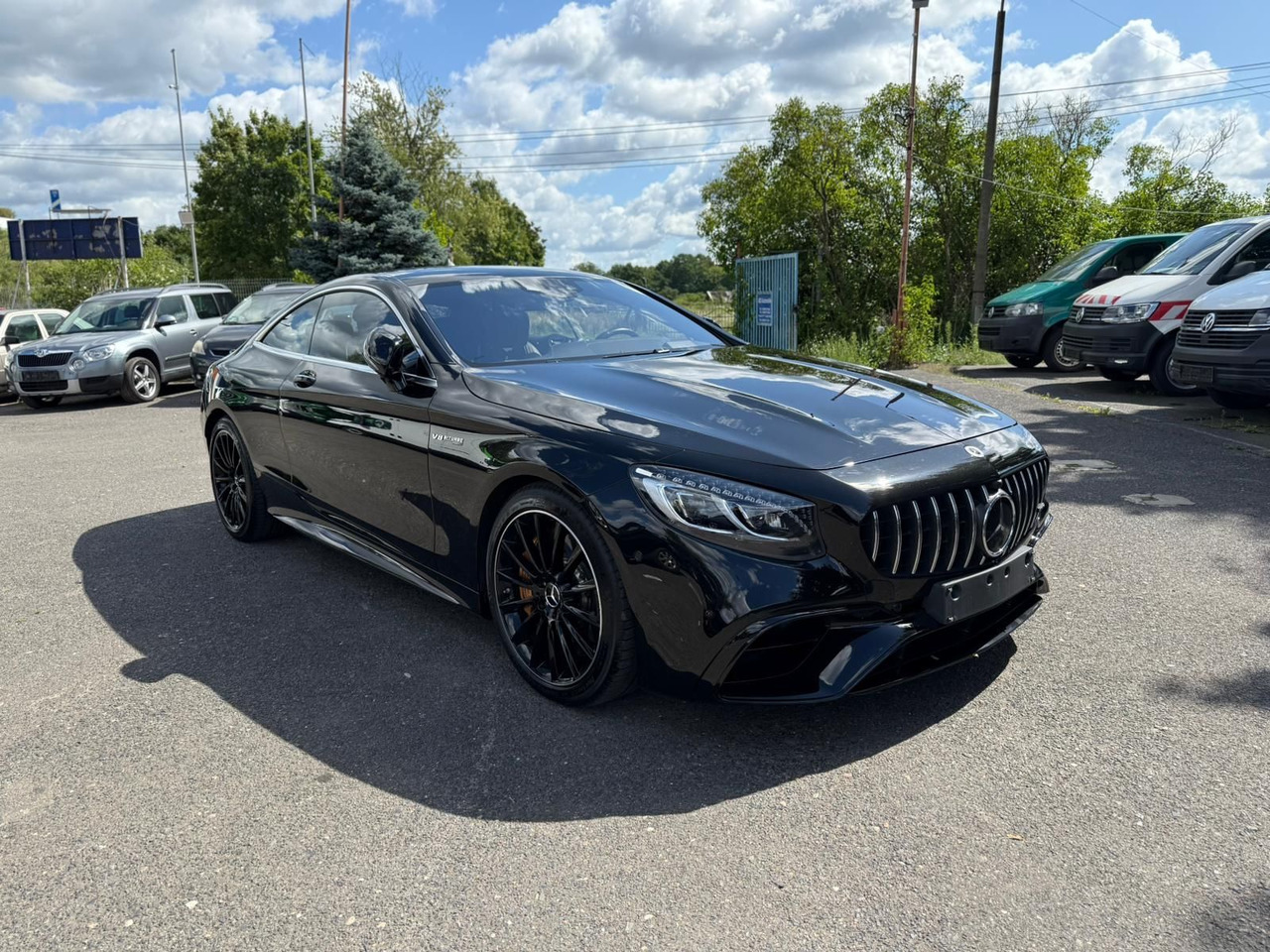 Mercedes-Benz S 63 AMG S -Klasse Coupe S 63 AMG 4Matic+ - Coupe: picture 1 Mercedes-Benz S 63 AMG S -Klasse Coupe S 63 AMG 4Matic+ - Coupe: picture 1