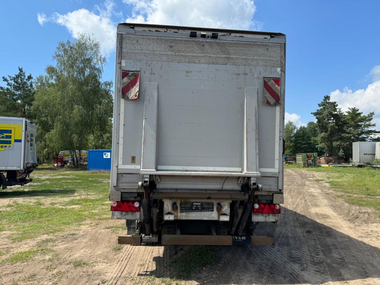 Wagen-Mayer HSK 10-9 mit LBW - Refrigerated semi-trailer: picture 4 Wagen-Mayer HSK 10-9 mit LBW - Refrigerated semi-trailer: picture 4