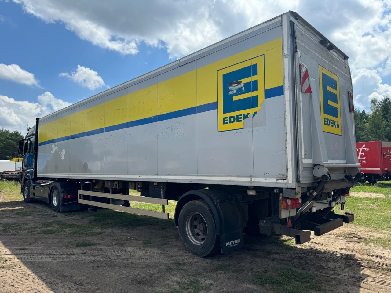 Wagen-Mayer MSK 10-9 mit LBW - Refrigerated semi-trailer: picture 2 Wagen-Mayer MSK 10-9 mit LBW - Refrigerated semi-trailer: picture 2