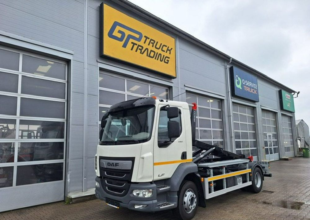 DAF LF 55 260 - Refuse truck: picture 1 DAF LF 55 260 - Refuse truck: picture 1