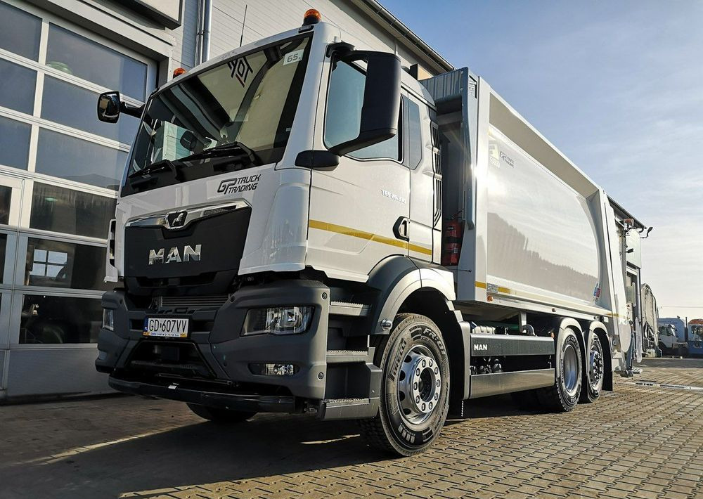 MAN TGS 26.330 - Refuse truck: picture 1 MAN TGS 26.330 - Refuse truck: picture 1