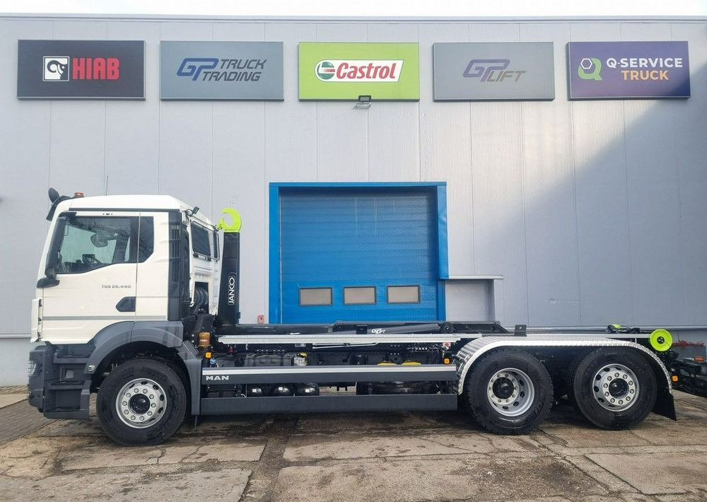 MAN TGS 26.360 - Refuse truck: picture 2 MAN TGS 26.360 - Refuse truck: picture 2