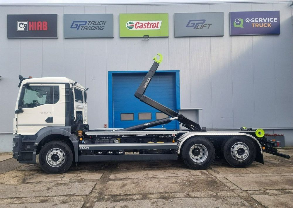 MAN TGS 26.360 - Refuse truck: picture 3 MAN TGS 26.360 - Refuse truck: picture 3