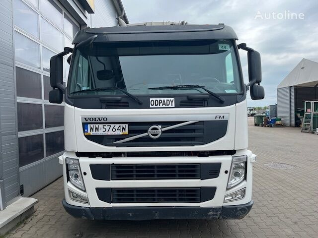 Volvo FM 330 - Refuse truck: picture 4 Volvo FM 330 - Refuse truck: picture 4