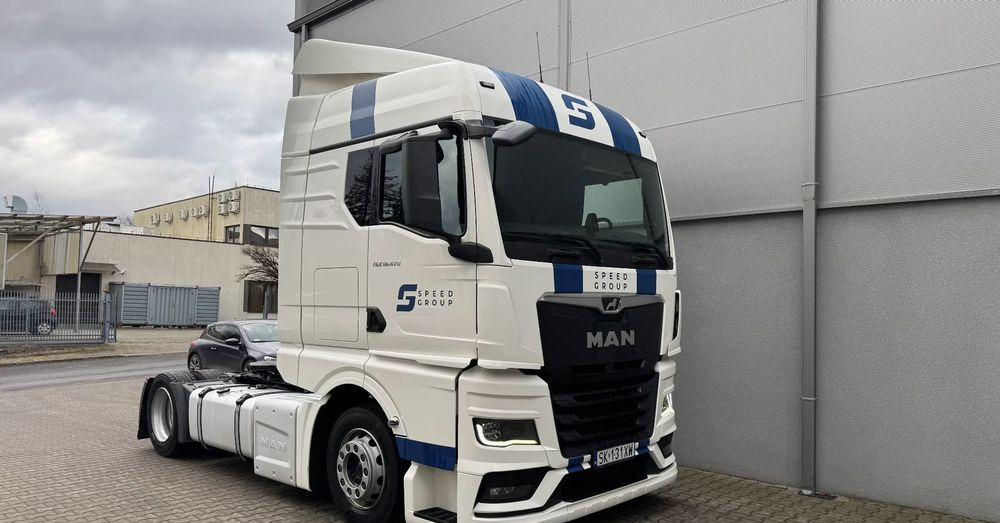 MAN TGX - Tractor unit: picture 4 MAN TGX - Tractor unit: picture 4