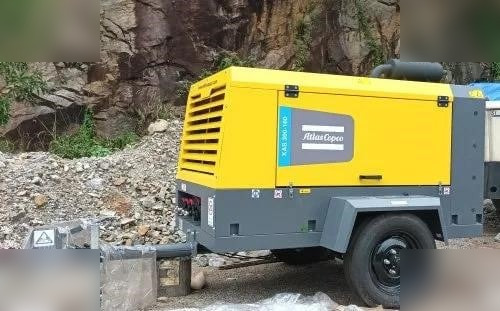 ATLAS COPCO 300 CFM - Air compressor: picture 3 ATLAS COPCO 300 CFM - Air compressor: picture 3