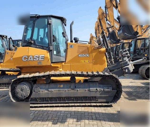 CASE 1650L - Bulldozer: picture 2 CASE 1650L - Bulldozer: picture 2