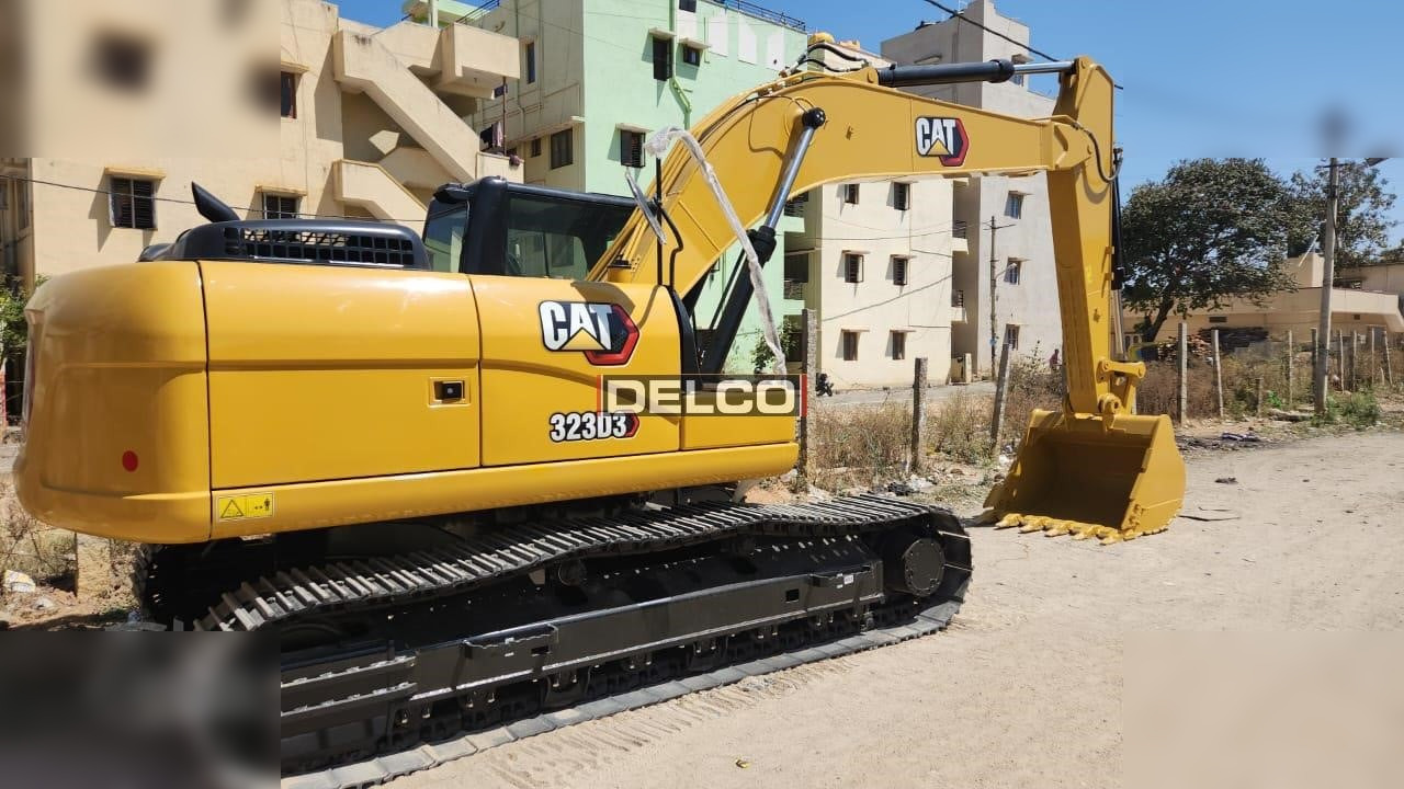 CATERPILLAR 323D3 - Crawler excavator: picture 5 CATERPILLAR 323D3 - Crawler excavator: picture 5