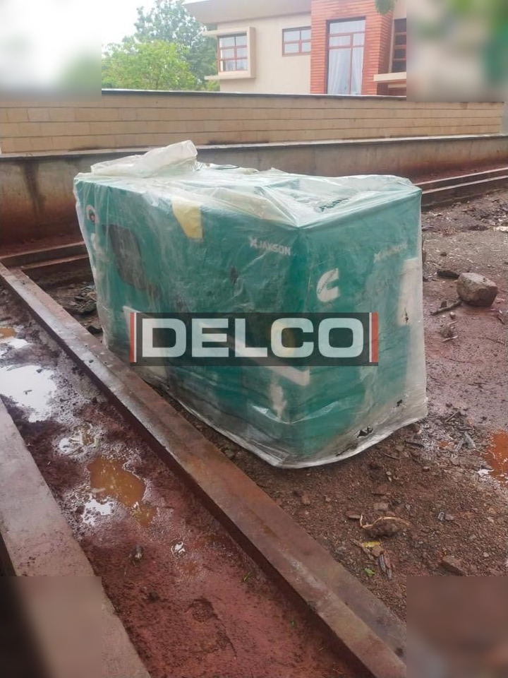 CUMMINS 750 KVA - Generator set: picture 1 CUMMINS 750 KVA - Generator set: picture 1