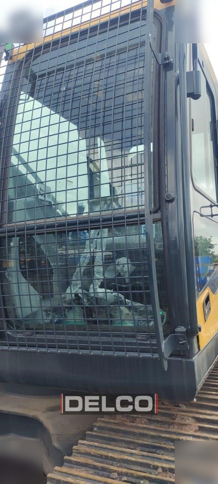 New Crawler excavator HYUNDAI ROBEX 210: picture 14