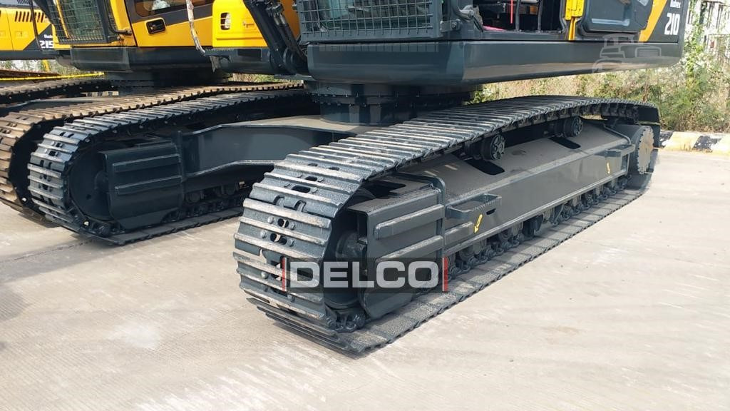 HYUNDAI ROBEX 210 - Crawler excavator: picture 4 HYUNDAI ROBEX 210 - Crawler excavator: picture 4