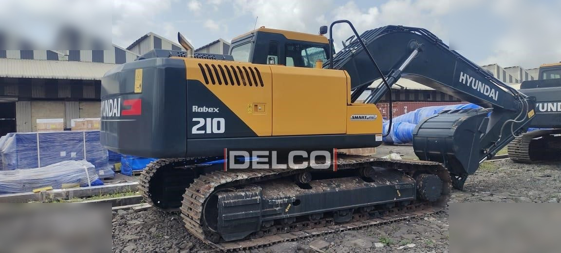 HYUNDAI ROBEX 210 - Crawler excavator: picture 3 HYUNDAI ROBEX 210 - Crawler excavator: picture 3
