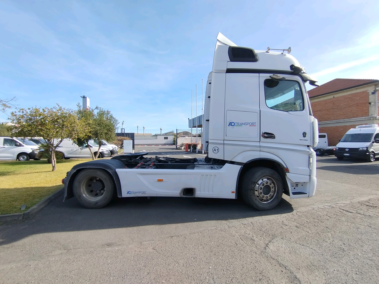 Mercedes Actros 1848 - Tractor unit: picture 5 Mercedes Actros 1848 - Tractor unit: picture 5