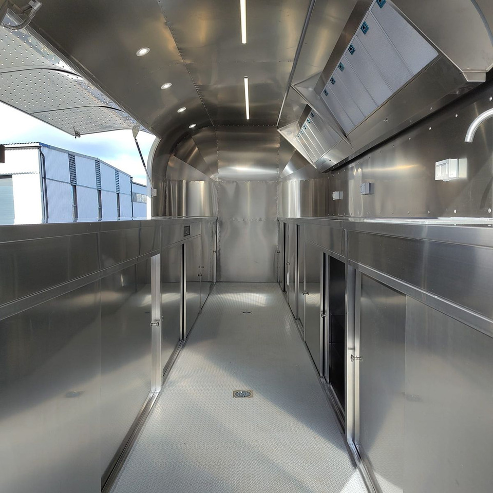 Esselmann Delistar Foodtruck 6000 ähn. Airstream - Food trailer: picture 2 Esselmann Delistar Foodtruck 6000 ähn. Airstream - Food trailer: picture 2
