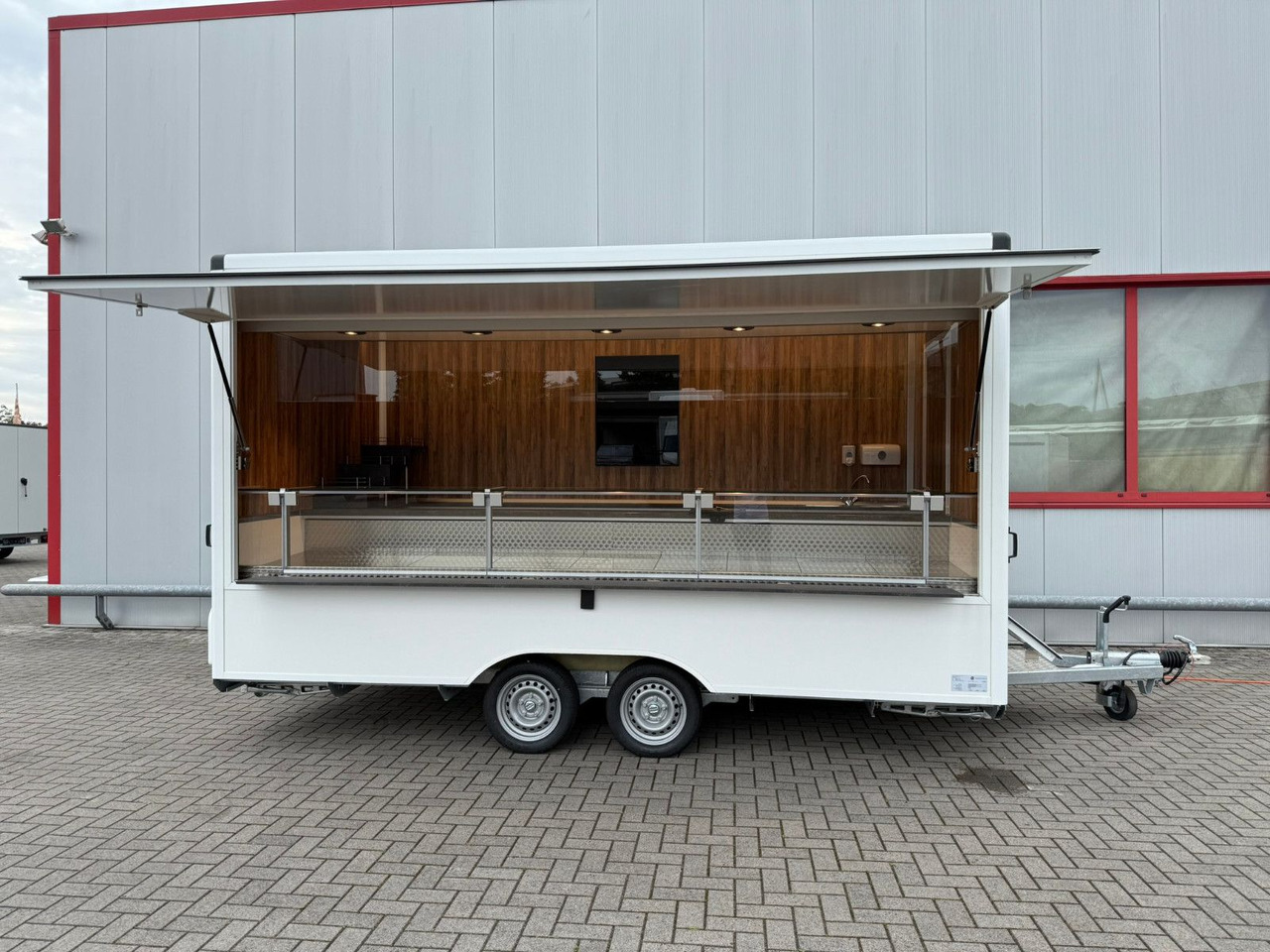 Esselmann Karello 4.2 ESSELMANN - Food trailer: picture 1 Esselmann Karello 4.2 ESSELMANN - Food trailer: picture 1