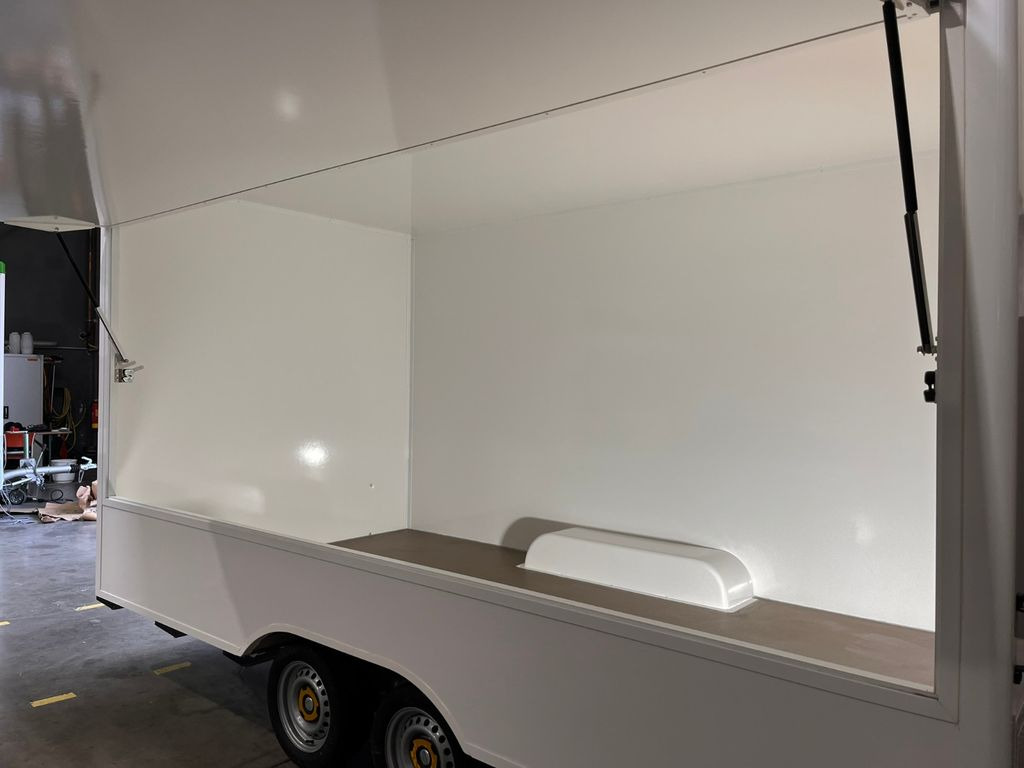 Esselmann Sandwich Anhänger Karello 4.2 Esselmann Sandwich Anhänger Karello 4.2 - Food trailer: picture 4 Esselmann Sandwich Anhänger Karello 4.2 Esselmann Sandwich Anhänger Karello 4.2 - Food trailer: picture 4