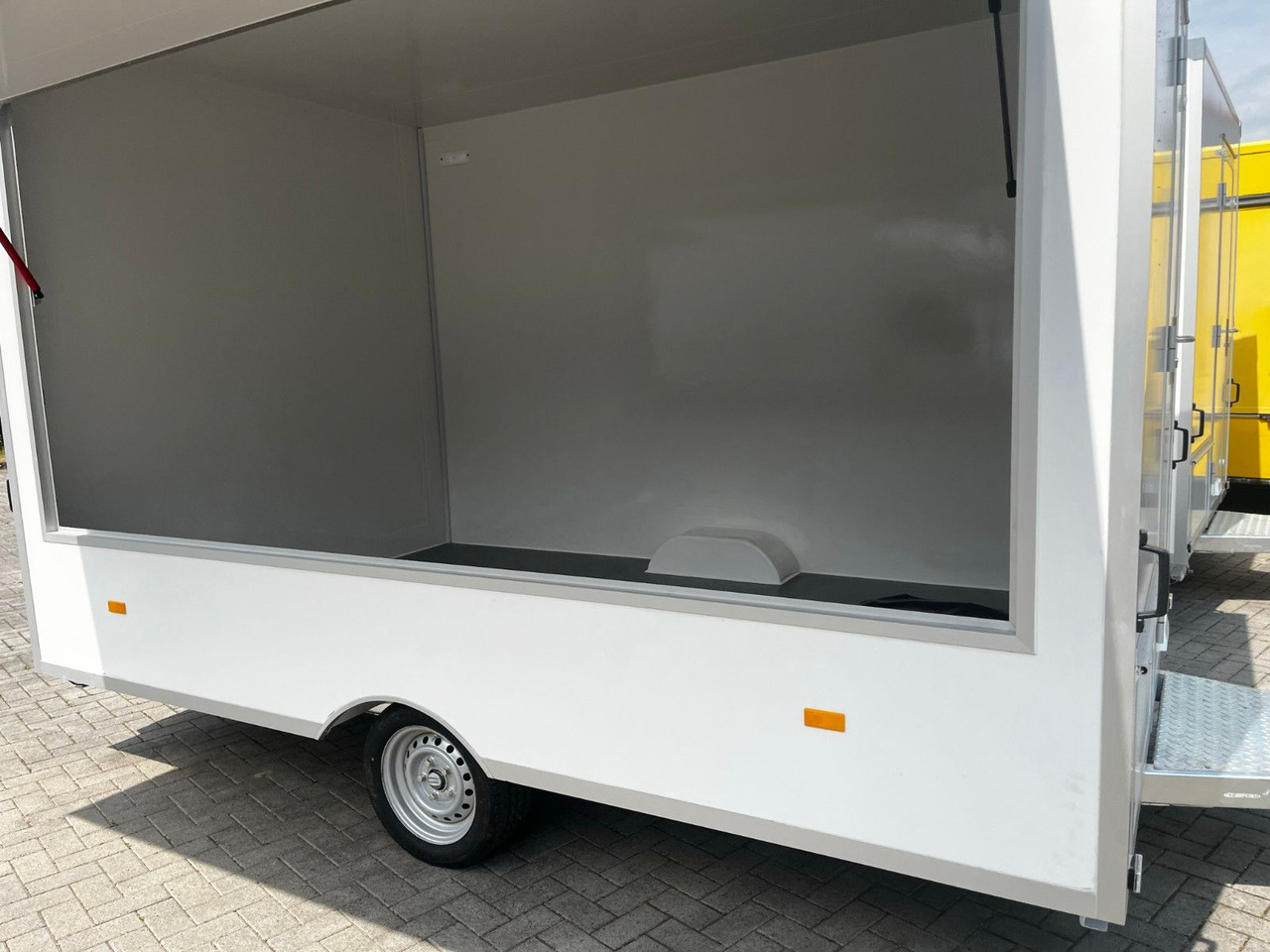 Esselmann Sandwichanhänger Verkaufsanhänger leer - Food trailer: picture 3 Esselmann Sandwichanhänger Verkaufsanhänger leer - Food trailer: picture 3